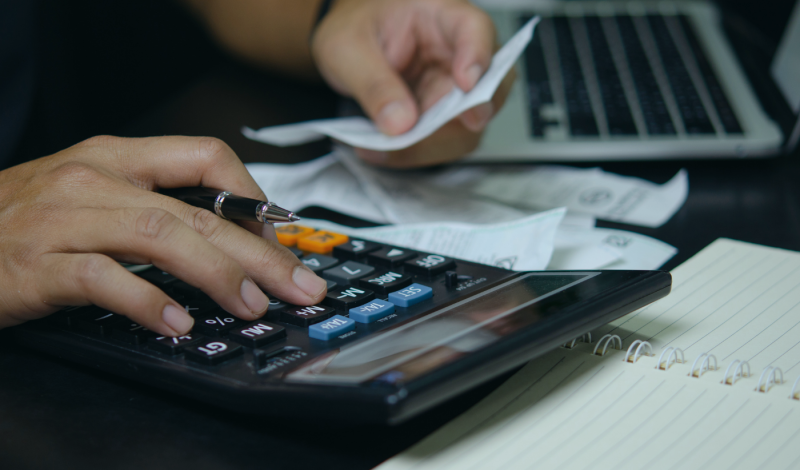 Calcul d'une note de frais d'un collaborateur.